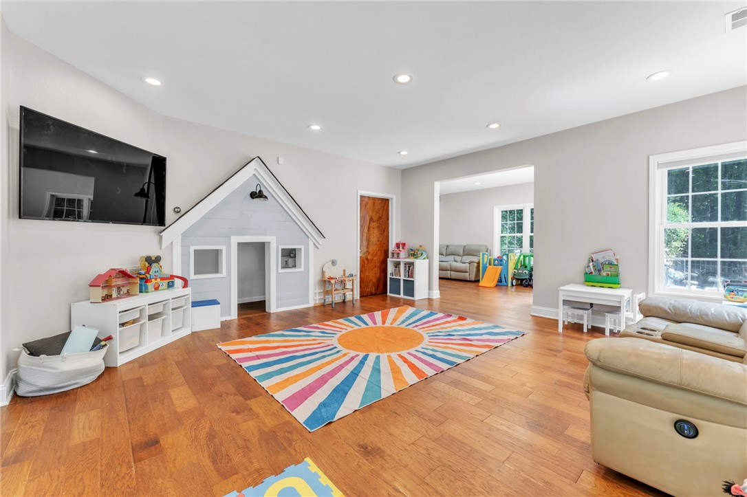 207 Devonhurst Drive Seneca, SC 29678 - Photo 29 of 45