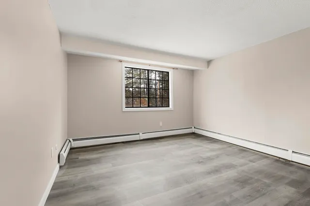 $200,000 | 80 R English Village Road, Unit 302, Manchester, NH 03102