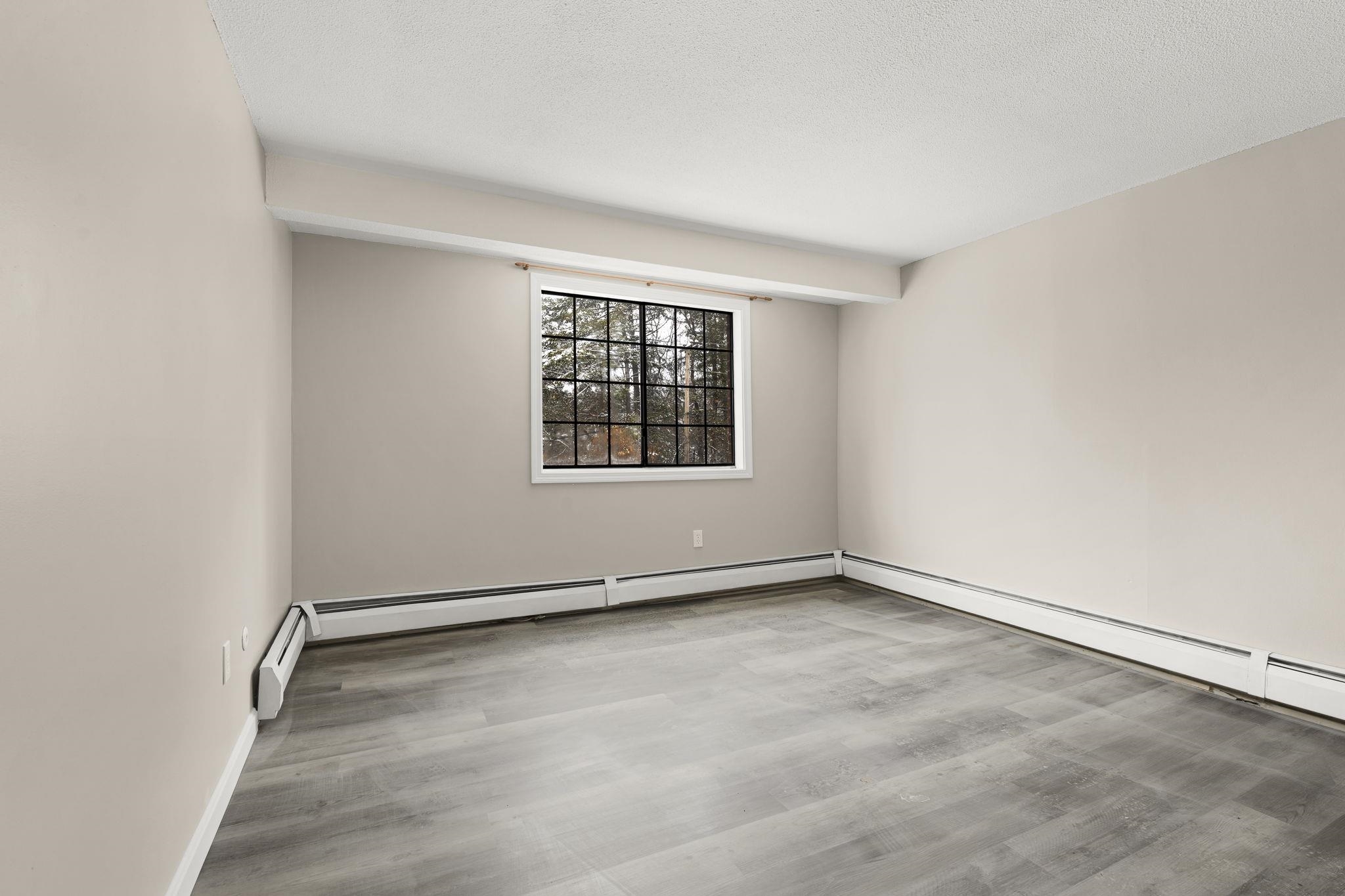 80 R English Village Road, Unit 302 Manchester, NH 03102 - Photo 12 of 32