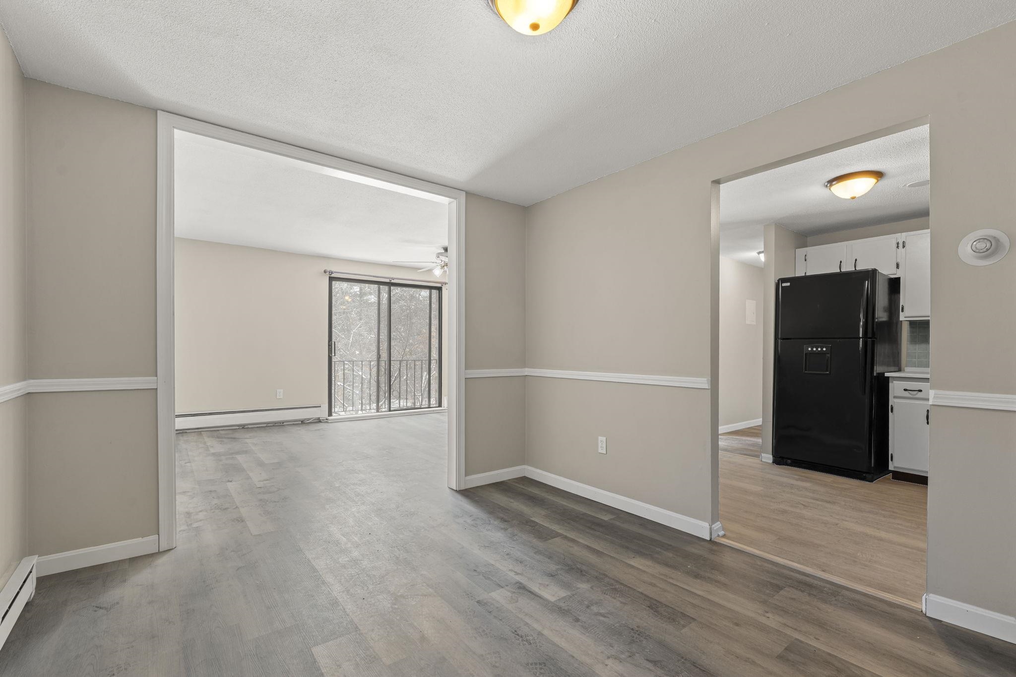 80 R English Village Road, Unit 302 Manchester, NH 03102 - Photo 19 of 32