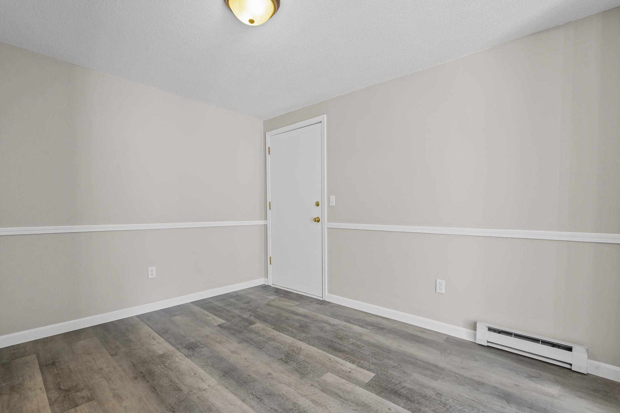 80 R English Village Road, Unit 302 Manchester, NH 03102 - Photo 21 of 32