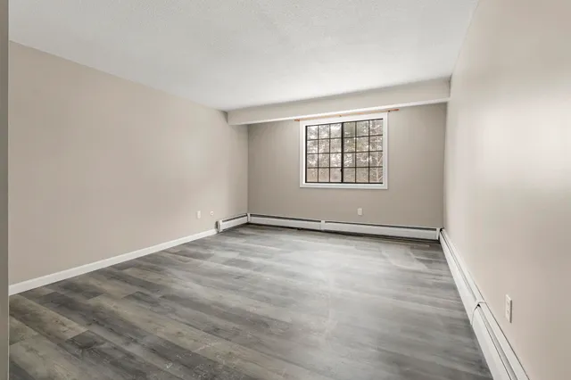 $200,000 | 80 R English Village Road, Unit 302, Manchester, NH 03102