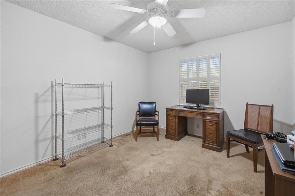 1061 Roaring Springs Road Fort Worth, TX 76114 - Photo 19 of 32 Gallery Image 19