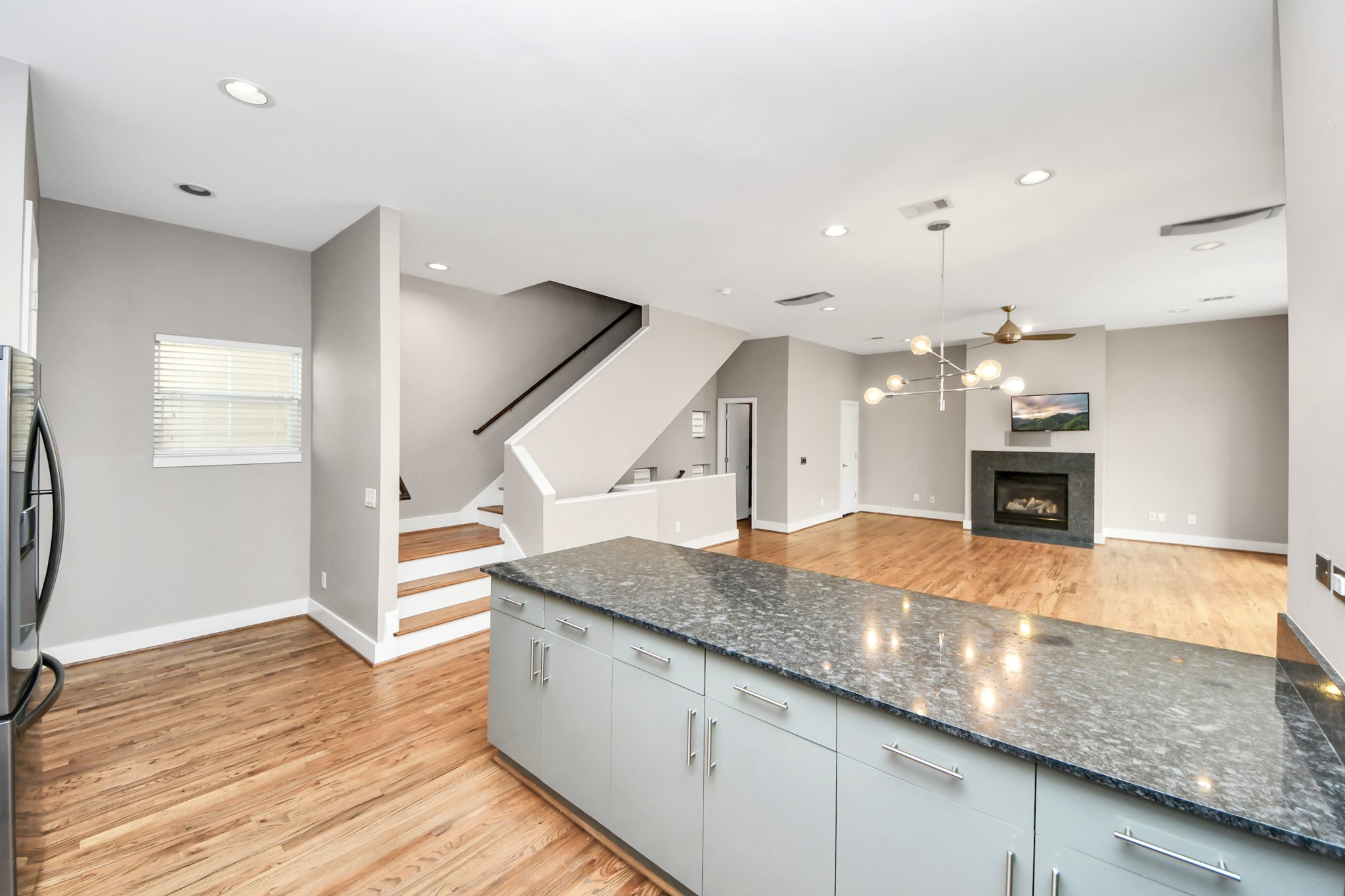 1112 Columbus Street, Unit B Houston, TX 77019 - Photo 15 of 34