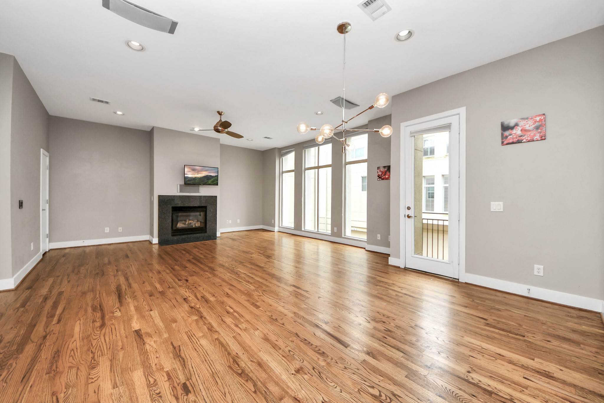 1112 Columbus Street, Unit B Houston, TX 77019 - Photo 19 of 34