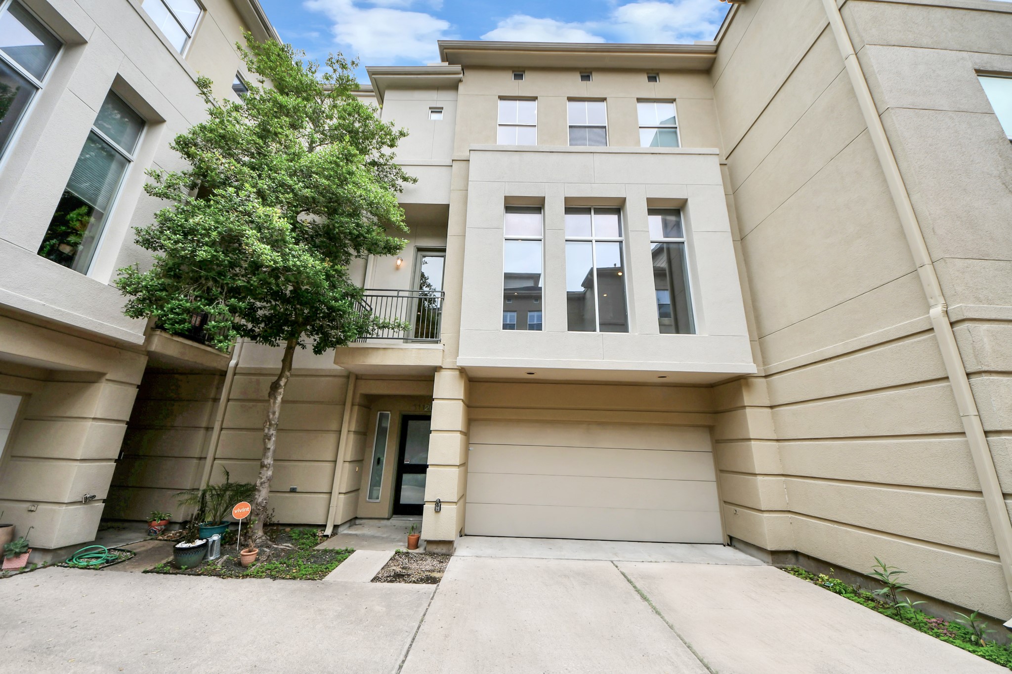 1112 Columbus Street, Unit B Houston, TX 77019 - Photo 2 of 34