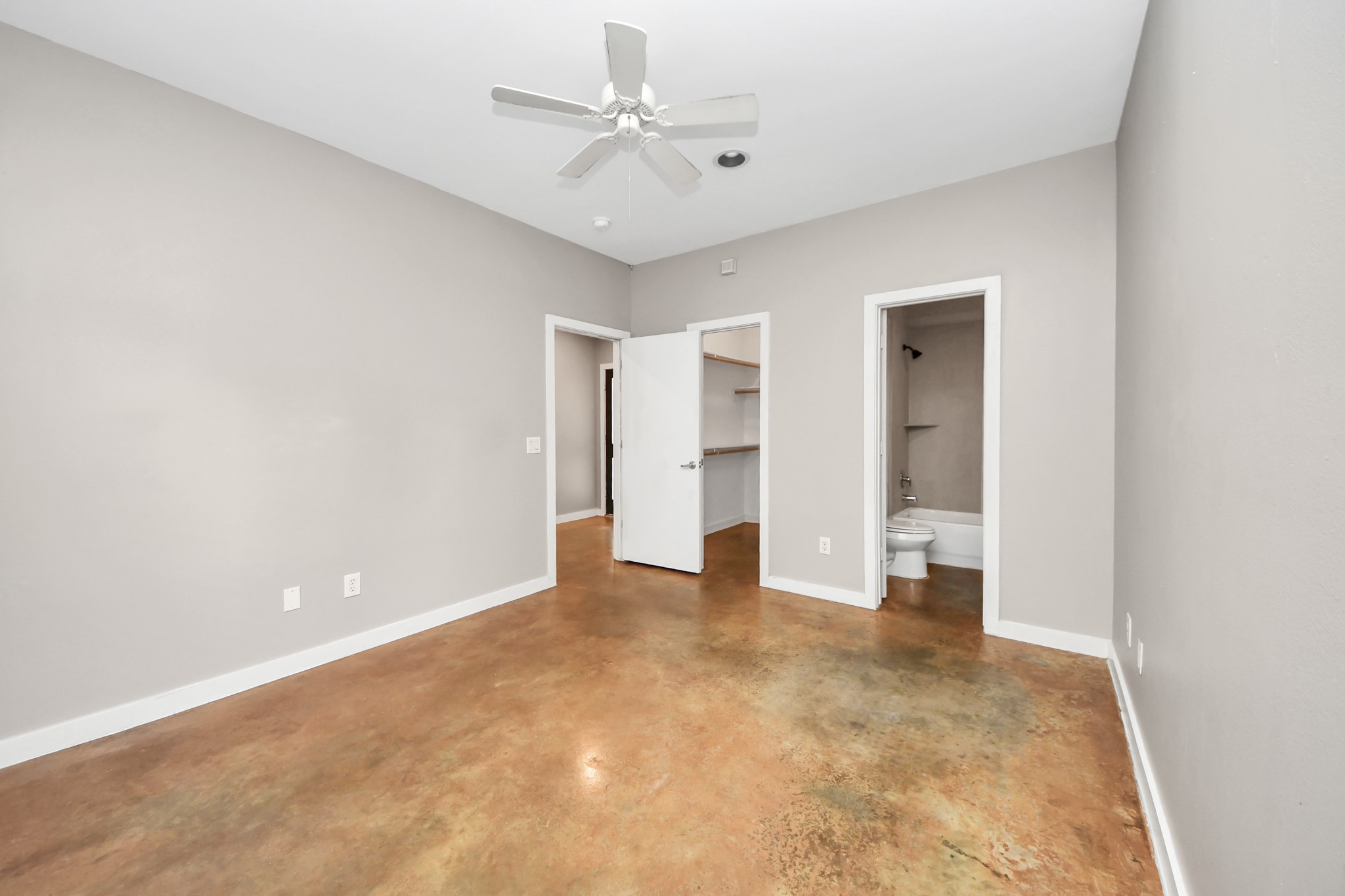 1112 Columbus Street, Unit B Houston, TX 77019 - Photo 8 of 34