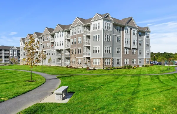 $724,995 | 5 Peters Farm Way, Unit 312, Westborough, MA 01581