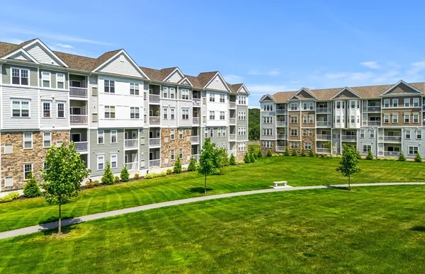 $724,995 | 5 Peters Farm Way, Unit 312, Westborough, MA 01581