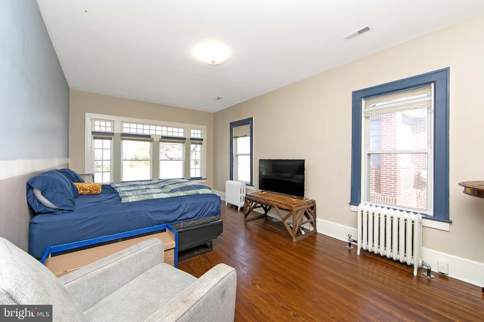 4742 Browning Road Pennsauken, NJ 08109 - Photo 12 of 37 Primary Bedroom