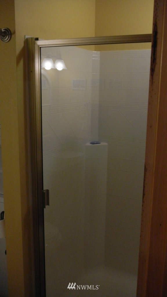 300 East North Bay Road Belfair, WA 98528 - Photo 14 of 25 Gallery Image 14