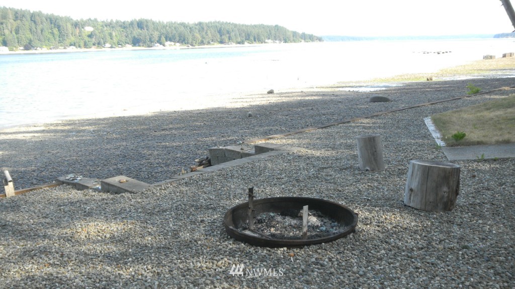 300 East North Bay Road Belfair, WA 98528 - Photo 22 of 25 Gallery Image 22