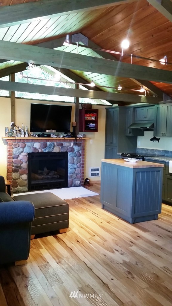 300 East North Bay Road Belfair, WA 98528 - Photo 7 of 25 Gallery Image 7
