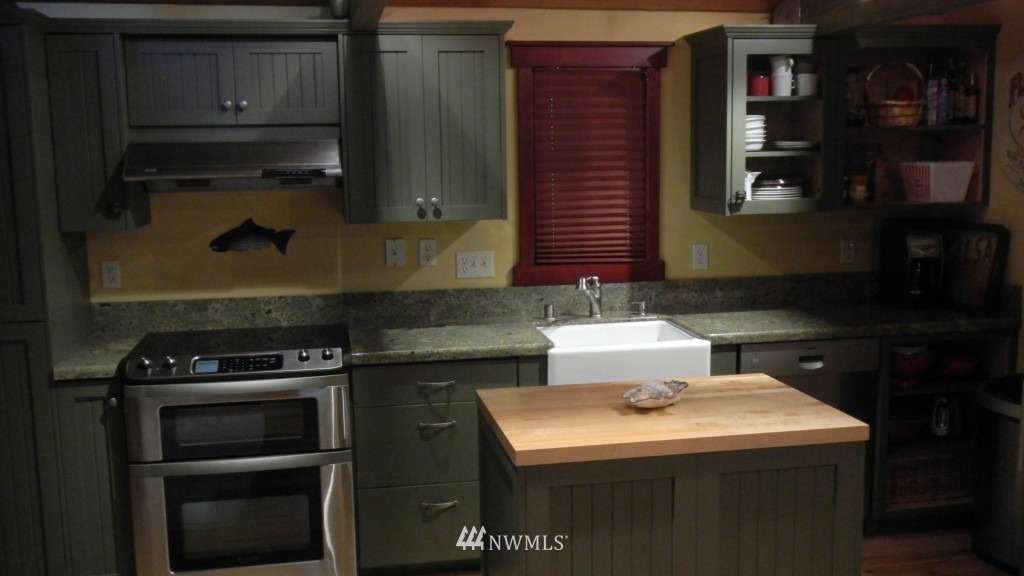 300 East North Bay Road Belfair, WA 98528 - Photo 10 of 25 Gallery Image 10