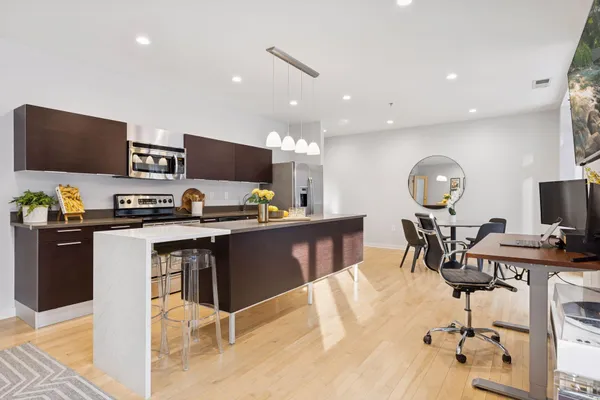 $290,000 | 3116 West Lake Street, Unit 117, Minneapolis, MN 55416
