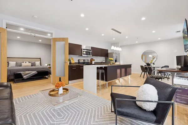 $290,000 | 3116 West Lake Street, Unit 117, Minneapolis, MN 55416