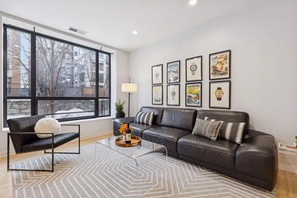 $290,000 | 3116 West Lake Street, Unit 117, Minneapolis, MN 55416