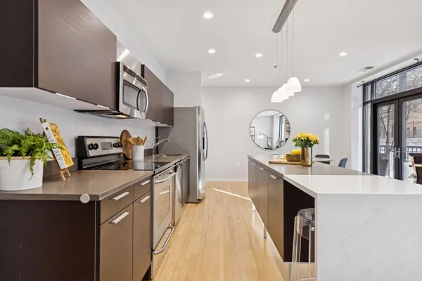 $290,000 | 3116 West Lake Street, Unit 117, Minneapolis, MN 55416