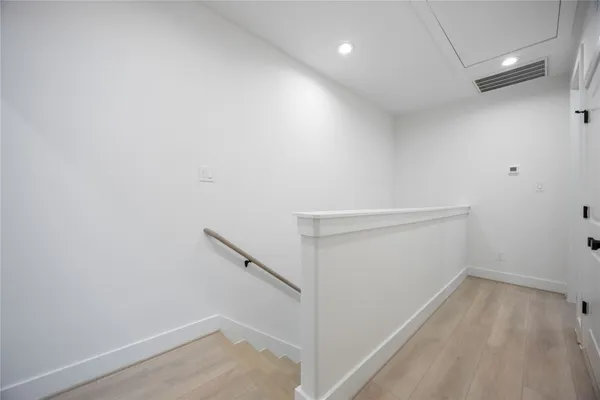 $3,100 | 2528 Live Oak Street, Houston, TX 77004