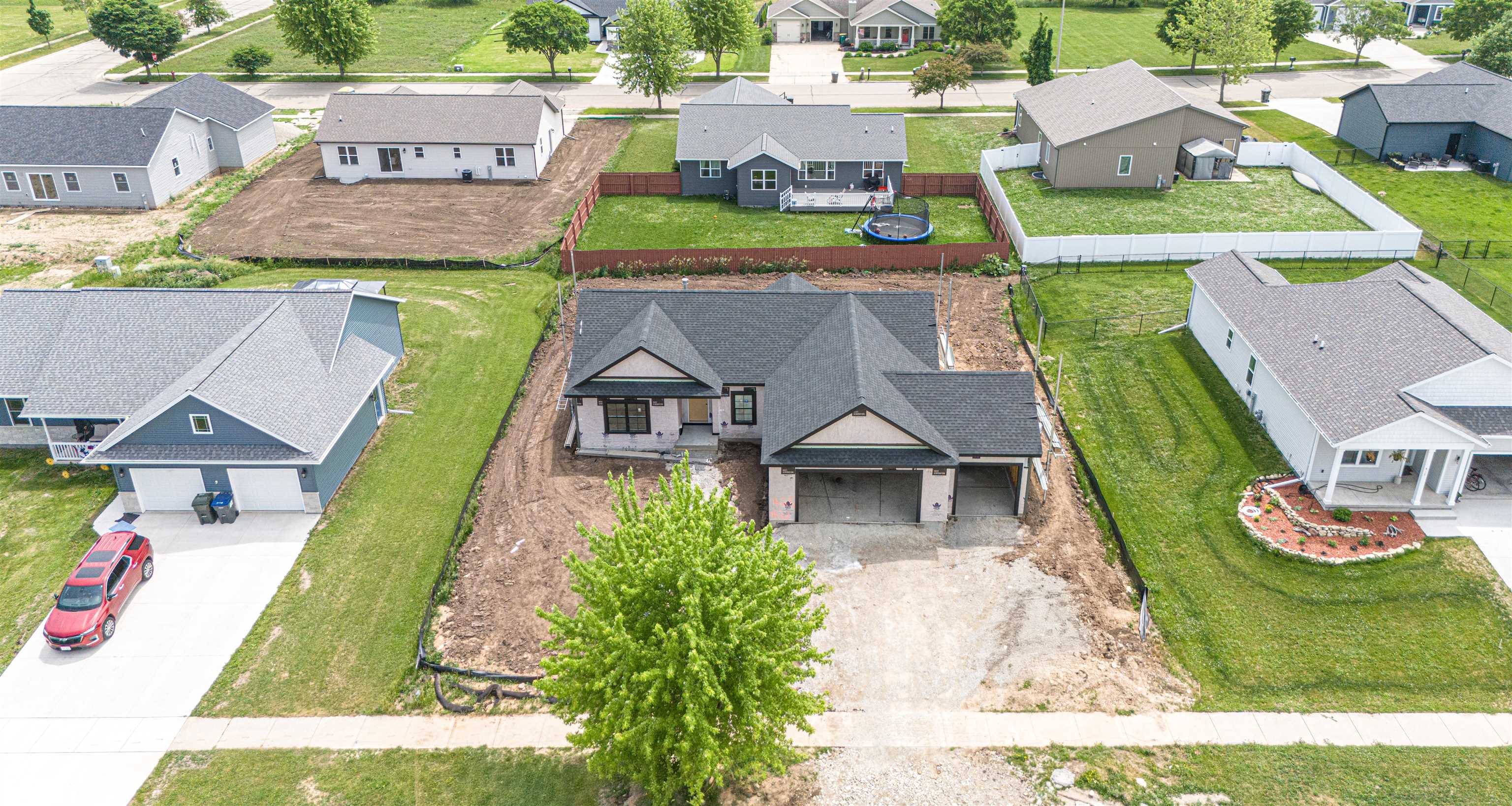 425 Village Ripon, WI 54971 - Photo 4 of 12