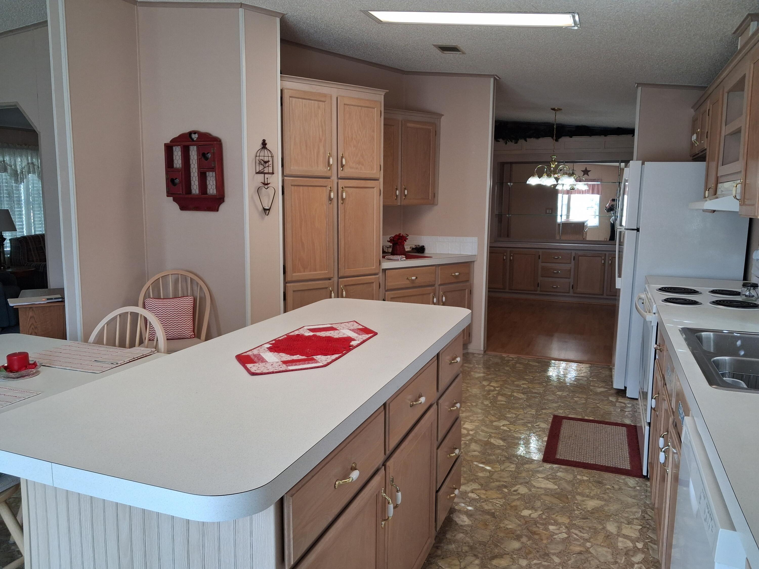 1555 Southwest 35th Circle Okeechobee, FL 34974 - Photo 6 of 39 20250904_104658