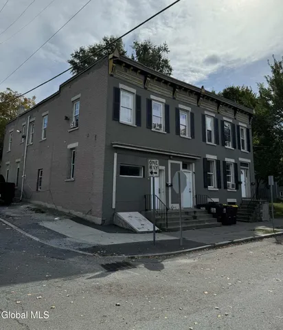 $449,000 | 298-300 9th Street, Troy, NY 12180