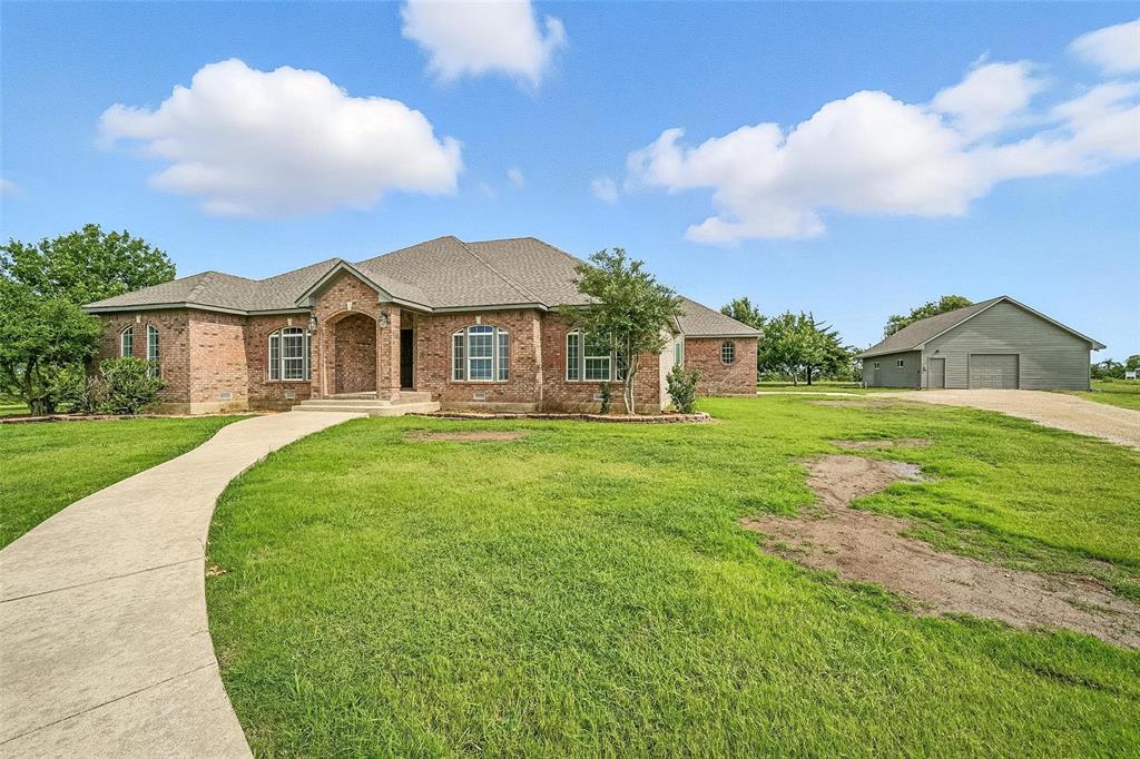 867 Durning Road Van Alstyne, TX 75495 - Photo 5 of 31