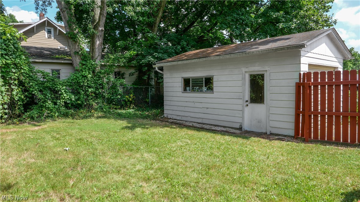 453 Marview Avenue Akron, OH 44310 - Photo 29 of 39