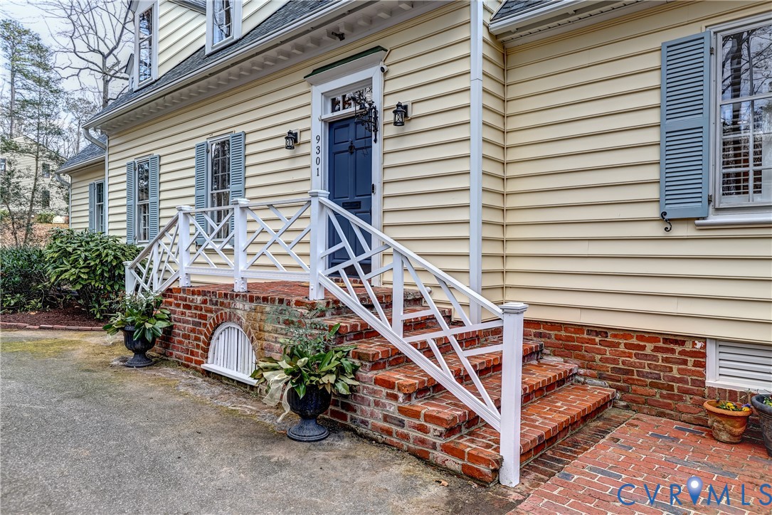 9301 Ramsgate Lane North Chesterfield, VA 23236 - Photo 3 of 42 Gallery Image 3