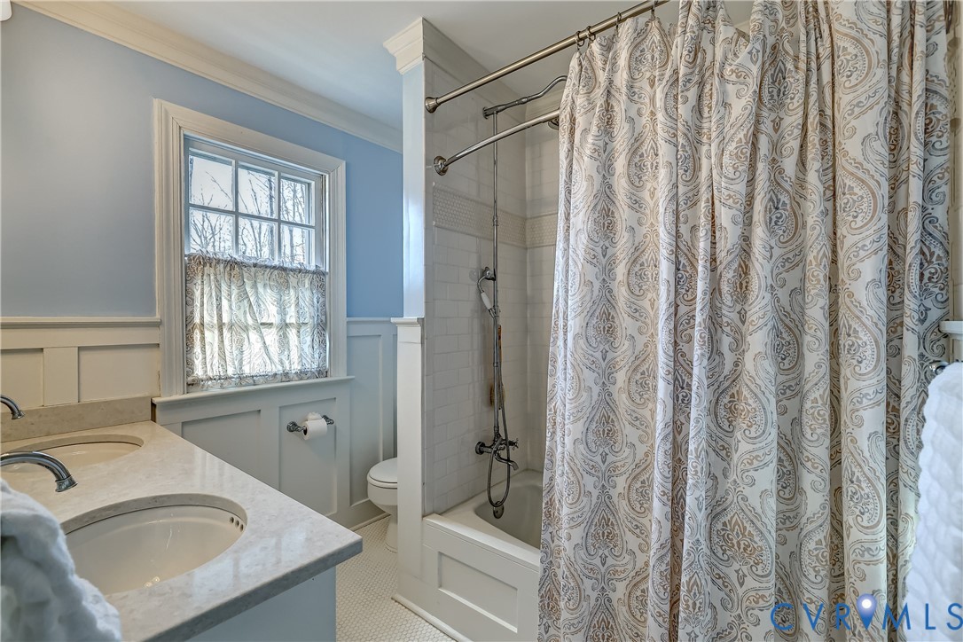 9301 Ramsgate Lane North Chesterfield, VA 23236 - Photo 35 of 42 Hall Bath