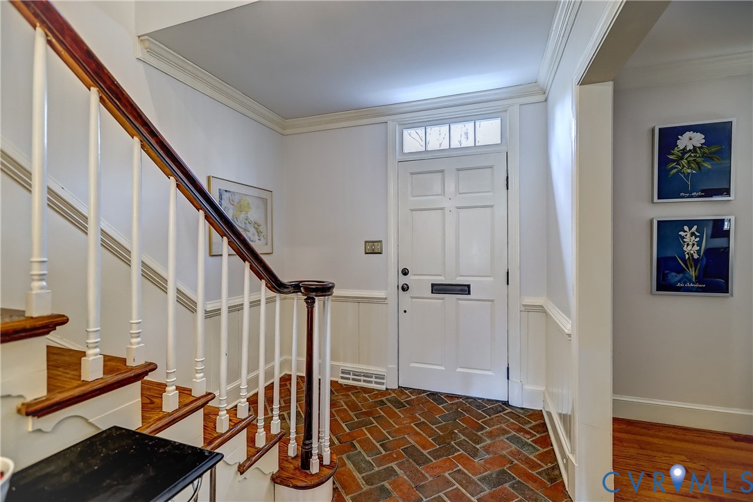 9301 Ramsgate Lane North Chesterfield, VA 23236 - Photo 5 of 42 Gallery Image 5