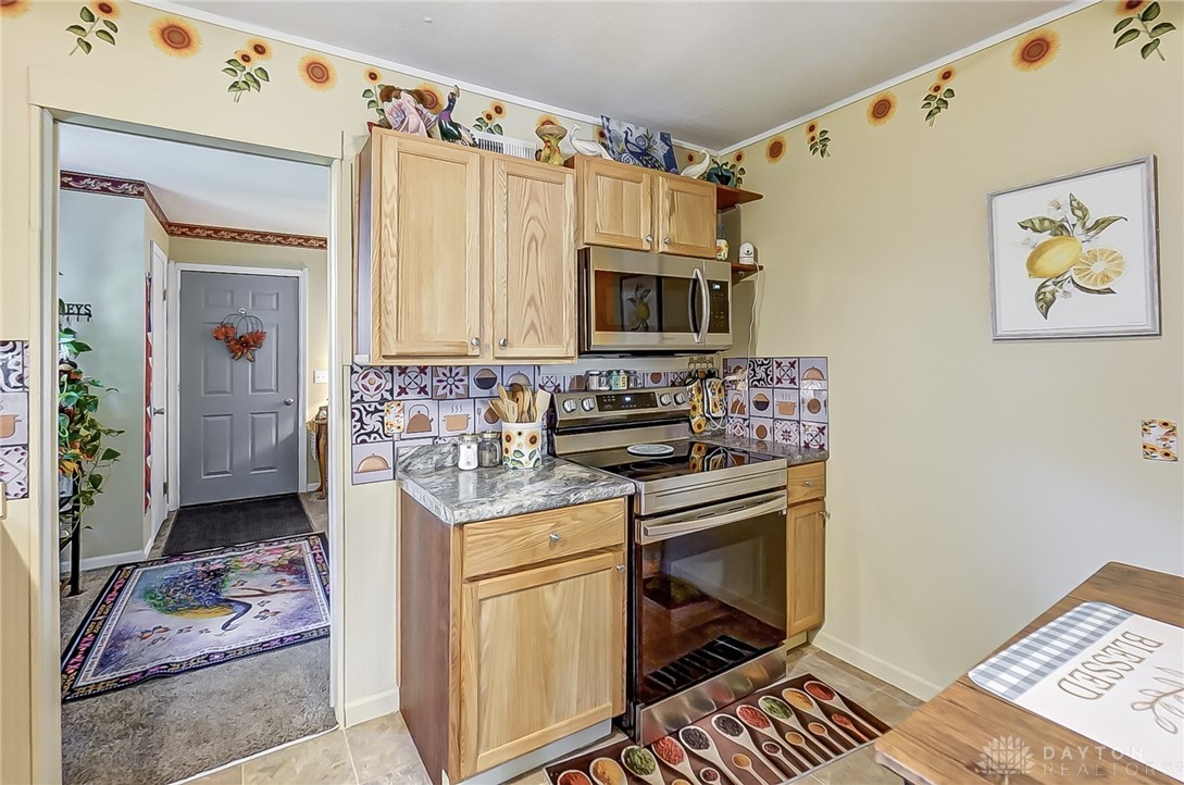 1426 Covent Road Troy, OH 45373 - Photo 9 of 29 Gallery Image 9