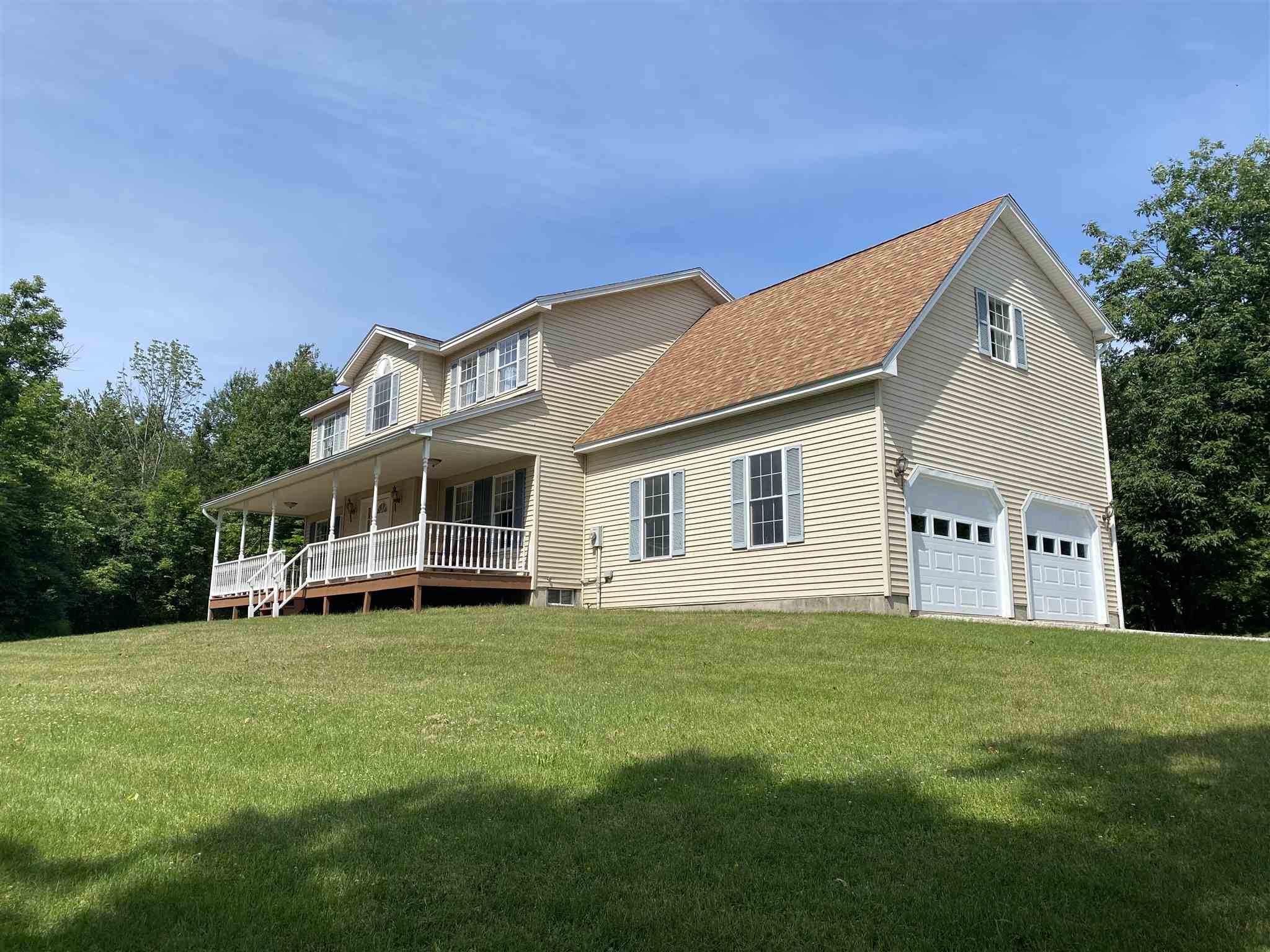 3193 Oakland Station Road Georgia, VT 05478 - Photo 1 of 37 Gallery Image 1