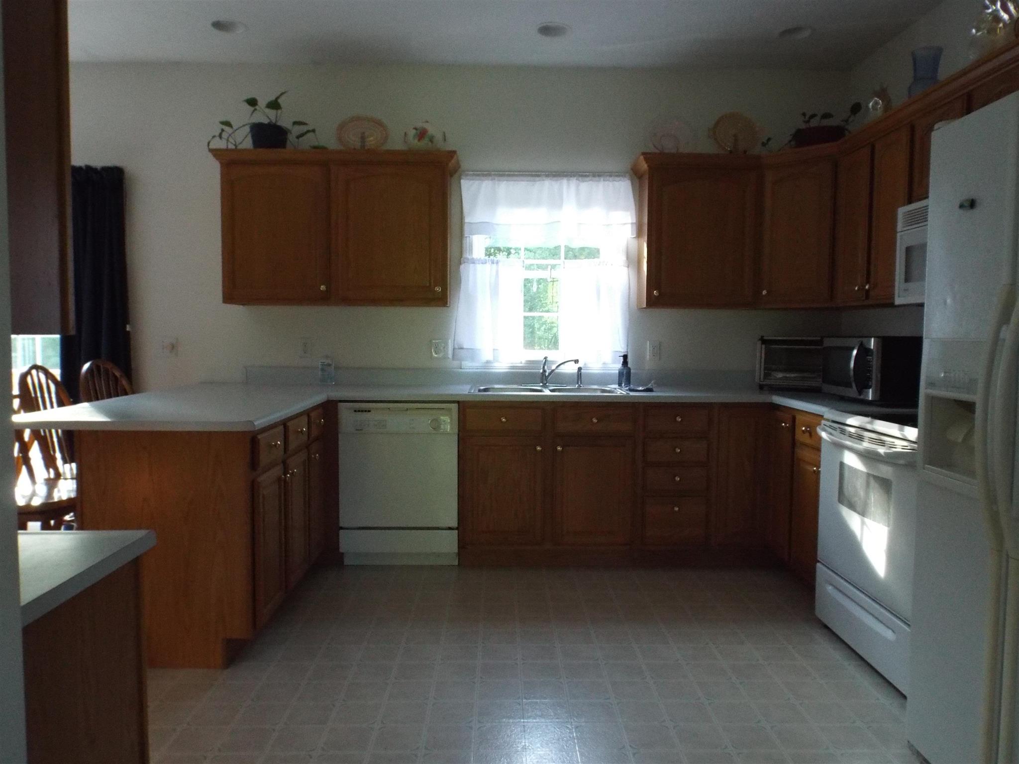 3193 Oakland Station Road Georgia, VT 05478 - Photo 11 of 37 Gallery Image 11