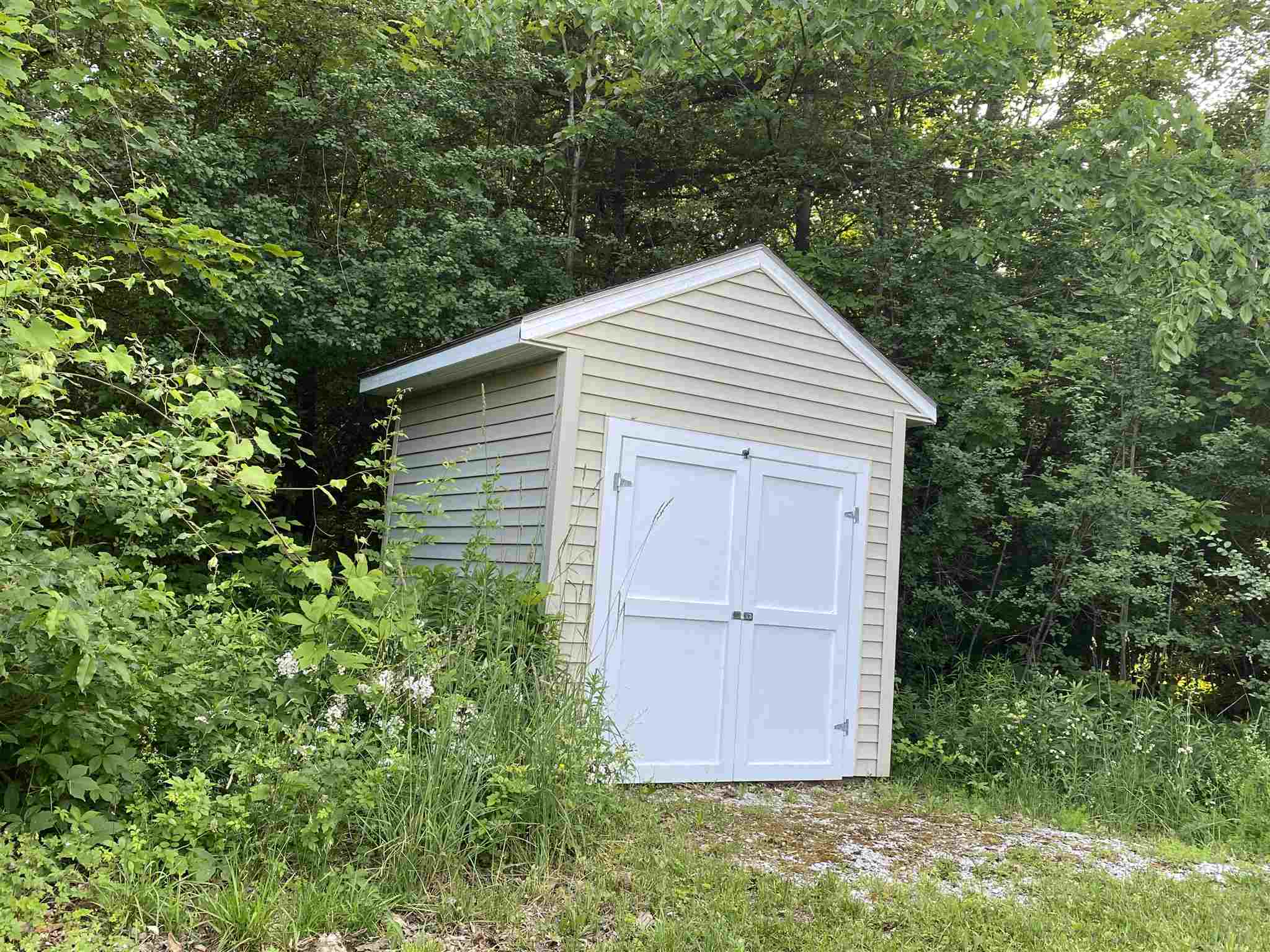 3193 Oakland Station Road Georgia, VT 05478 - Photo 33 of 37 Gallery Image 33