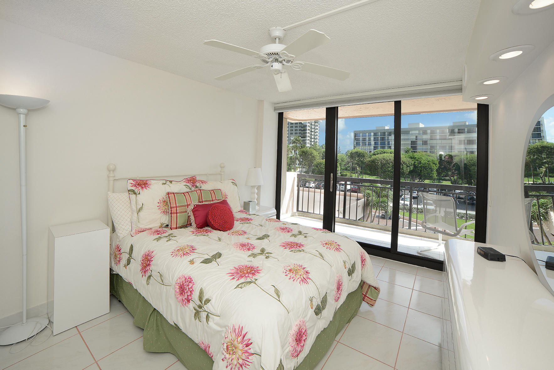 2001 North Ocean Boulevard, Unit 301 Boca Raton, FL 33431 - Photo 27 of 51 Second Bedroom
