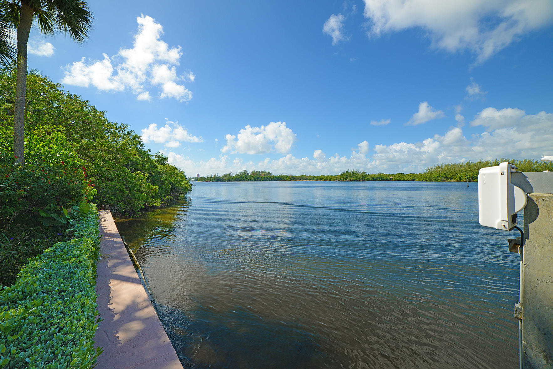 2001 North Ocean Boulevard, Unit 301 Boca Raton, FL 33431 - Photo 44 of 51 Intracoastal