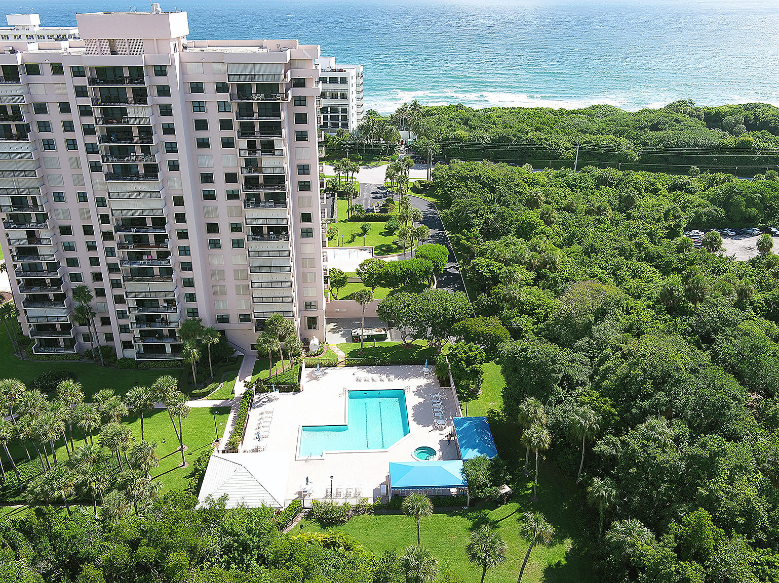 2001 North Ocean Boulevard, Unit 301 Boca Raton, FL 33431 - Photo 8 of 51 Beautiful Grounds