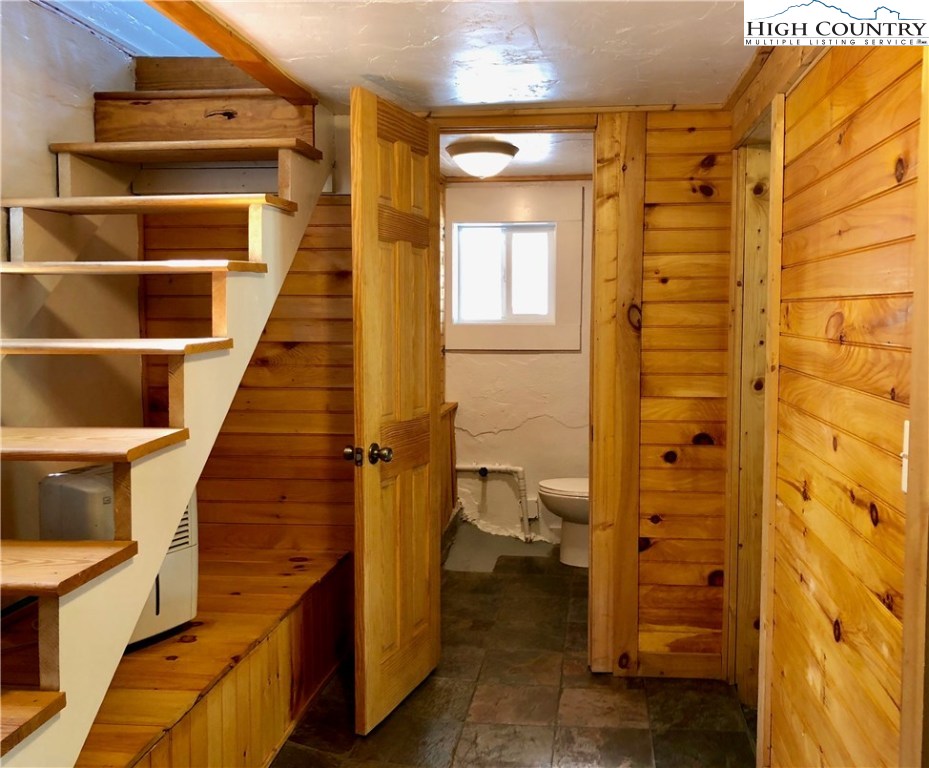 607 Georges Gap Road Vilas, NC 28692 - Photo 11 of 29 Gallery Image 11