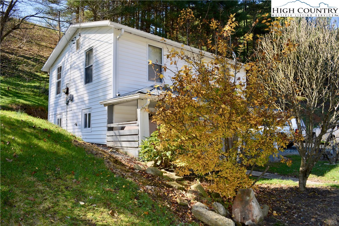 607 Georges Gap Road Vilas, NC 28692 - Photo 22 of 29 Gallery Image 22
