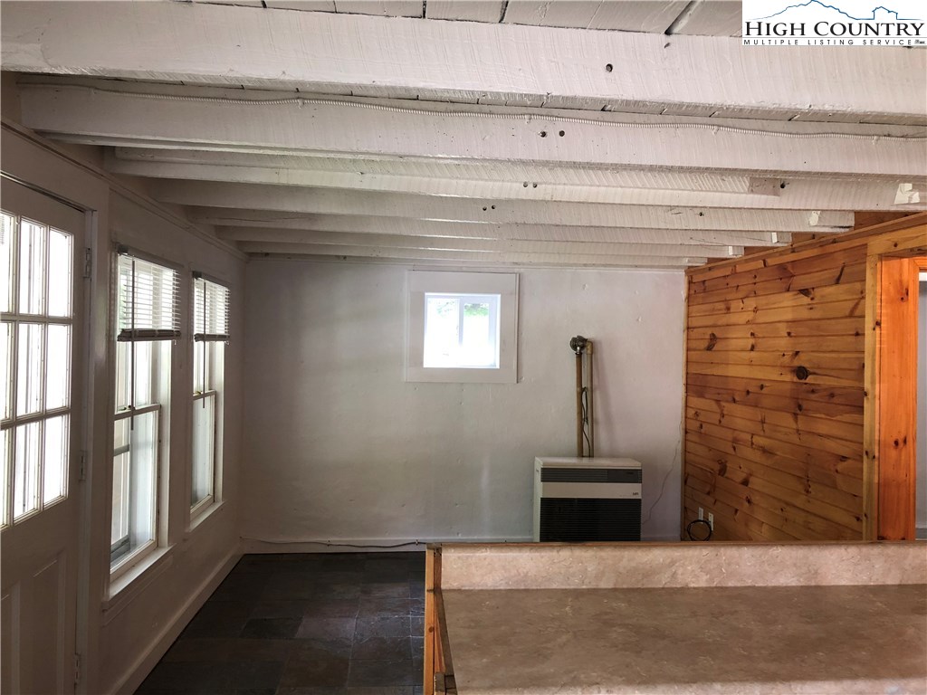 607 Georges Gap Road Vilas, NC 28692 - Photo 7 of 29 Gallery Image 7