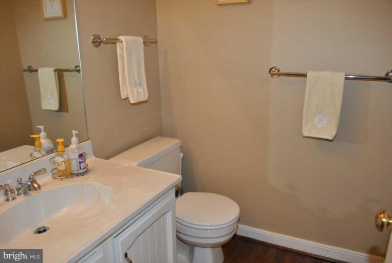 1249 Portner Road Alexandria, VA 22314 - Photo 1 of 24 Bath