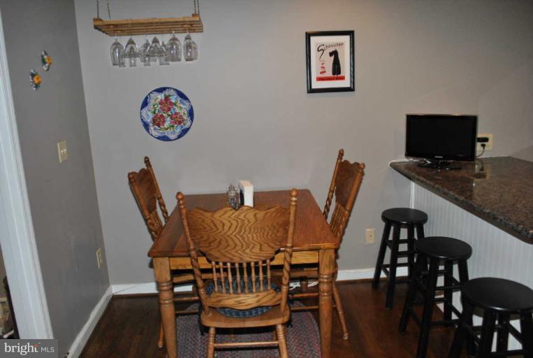 1249 Portner Road Alexandria, VA 22314 - Photo 15 of 24 Kitchen