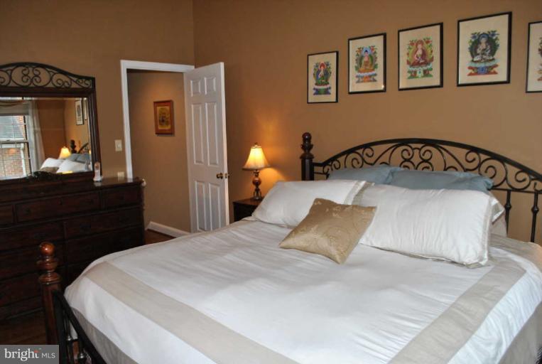 1249 Portner Road Alexandria, VA 22314 - Photo 18 of 24 Bedroom (Master) 2
