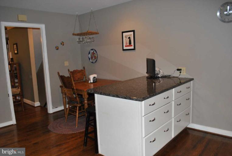 1249 Portner Road Alexandria, VA 22314 - Photo 23 of 24 Kitchen