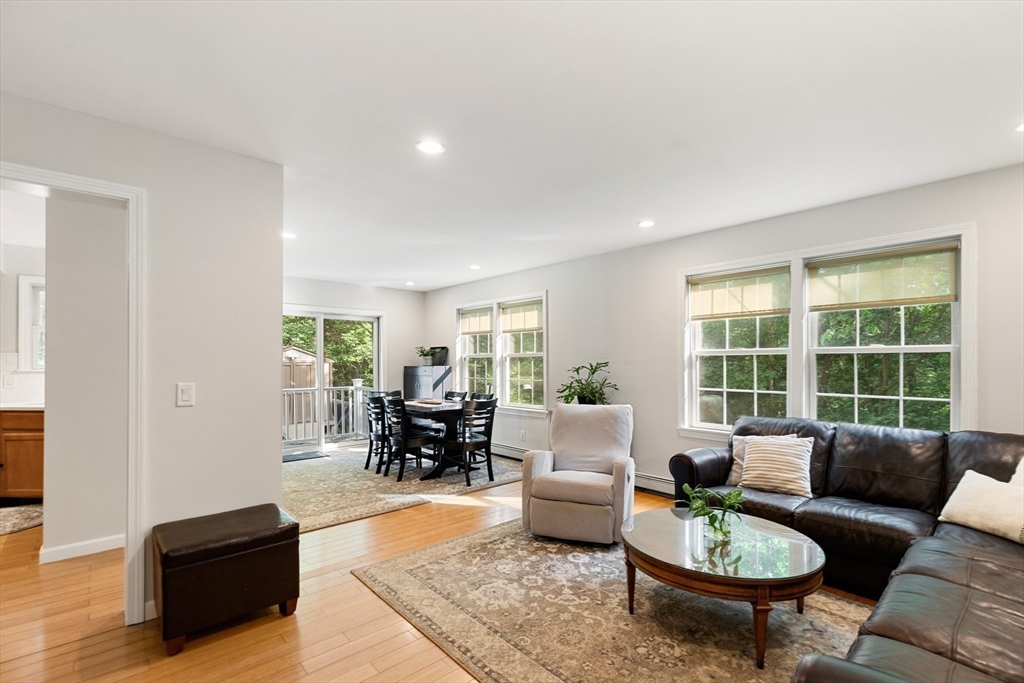 4 Circle Street Middleton, MA 01949 - Photo 5 of 30
