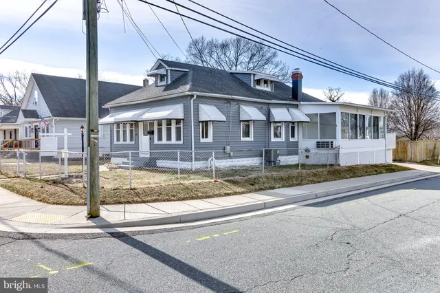 $360,000 | 300 Lorraine Avenue, Baltimore, MD 21221