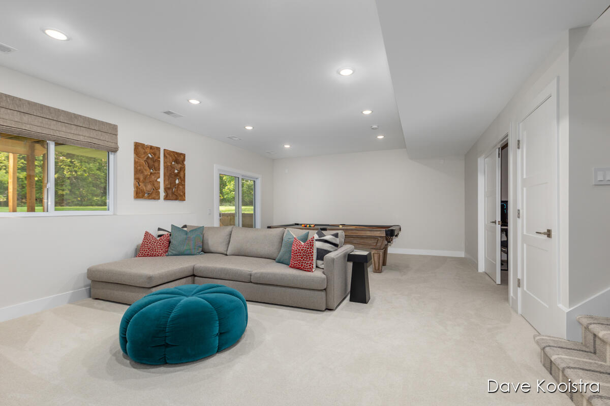 5644 Cascade Road Southeast Grand Rapids, MI 49546 - Photo 33 of 57 IMG_1028