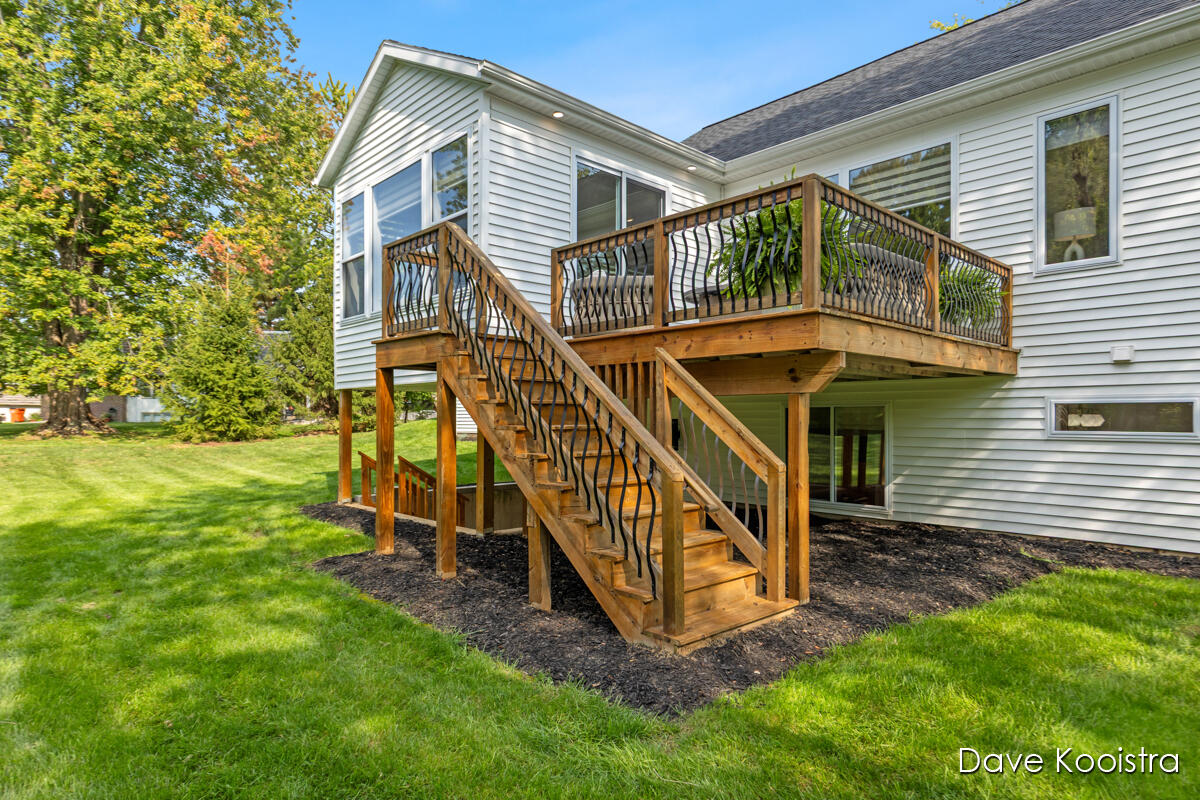 5644 Cascade Road Southeast Grand Rapids, MI 49546 - Photo 42 of 57 IMG_1037