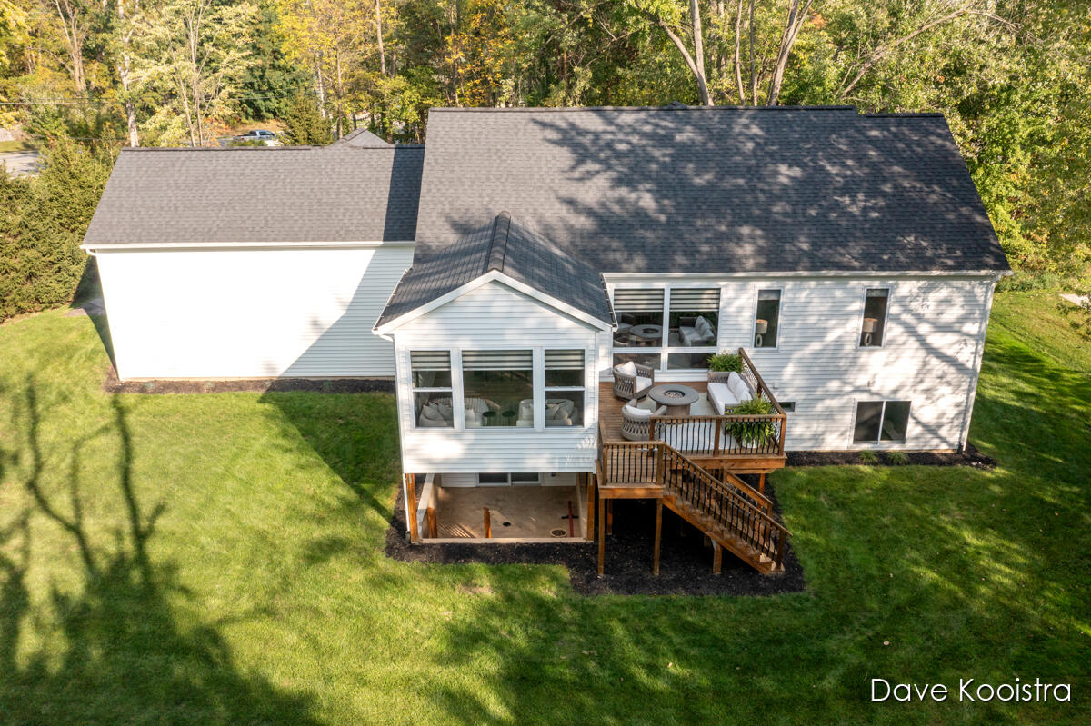 5644 Cascade Road Southeast Grand Rapids, MI 49546 - Photo 46 of 57 IMG_1043